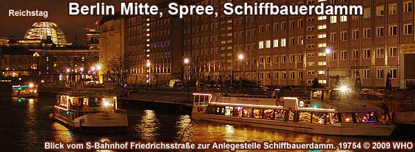 Weihnachtsfeier Berlin Spree, Schifffahrt ab Schiffbauerdamm.